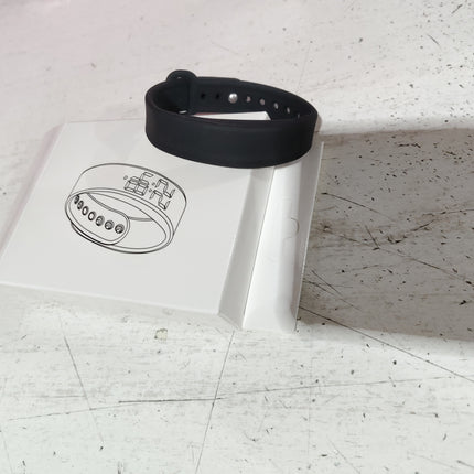 V9 Smart Bracelet – Body Temperature Monitor, Smart Band & Vibration Clock