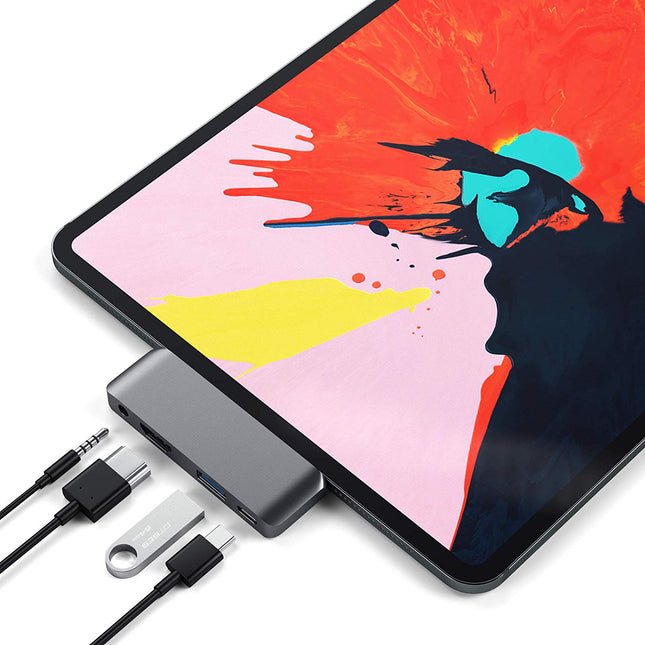 Apple-compatible iPad Pro USB-C Hub with HDMI, USB, 3.5mm Audio & PD Charging